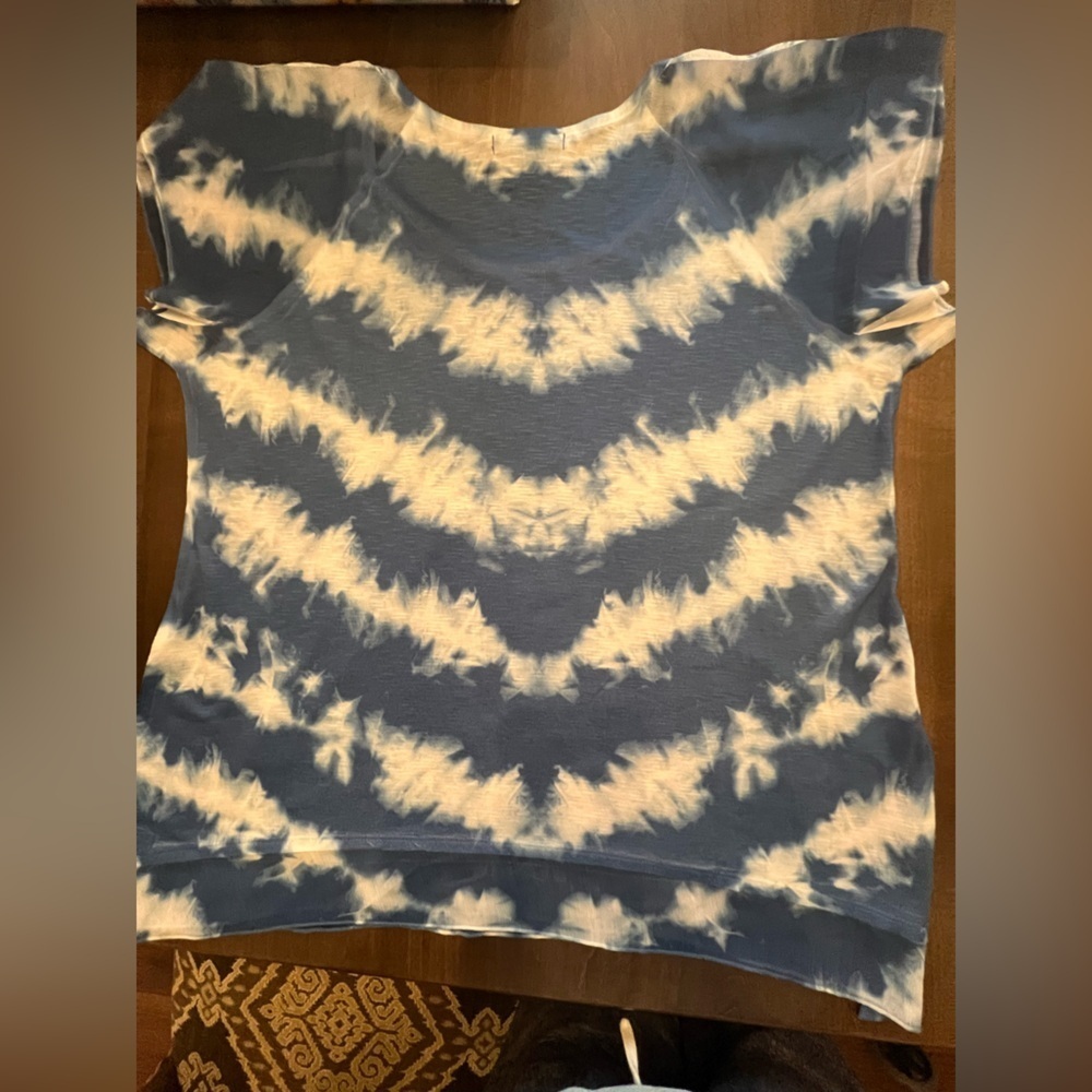 Women's Blue Tie-Dye Top - Picture 3 of 9